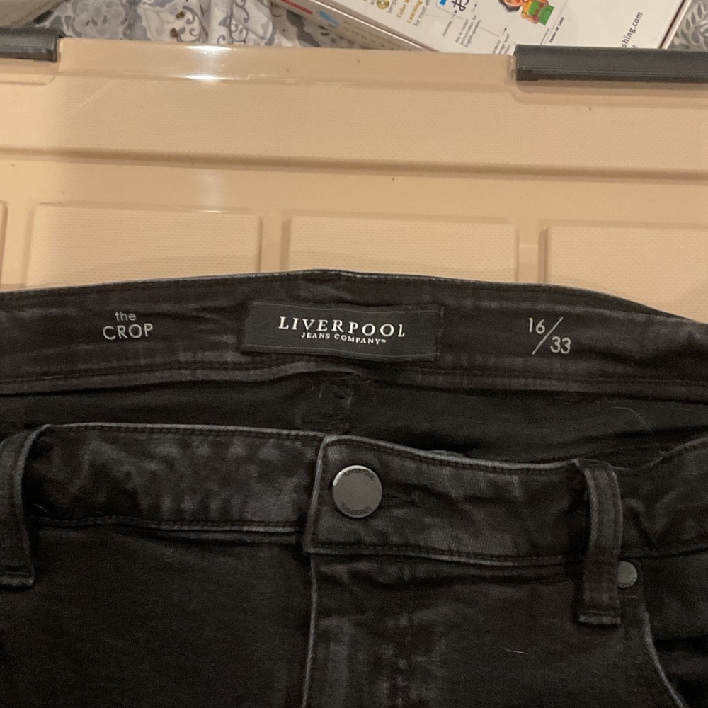 Liverpool Dark Wash Crop Jeans